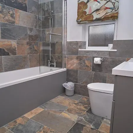 Ullswater View A Luxurious Ground Floor With 2 Bedrooms And Bathrooms With View *